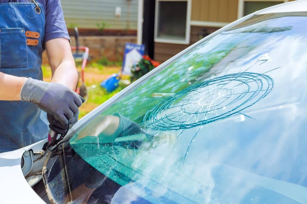 auto glass repair and replacement